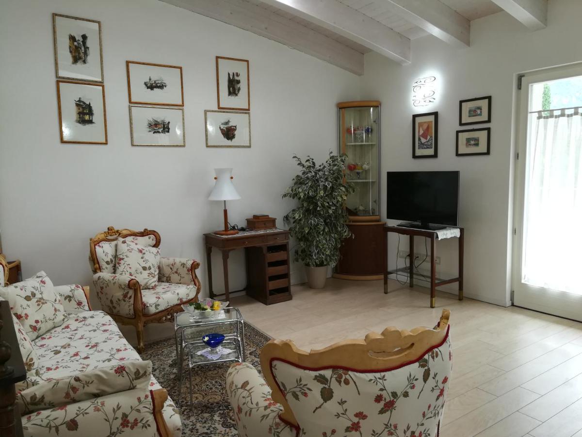 Appartamento Ferrarini Riva del Garda Esterno foto